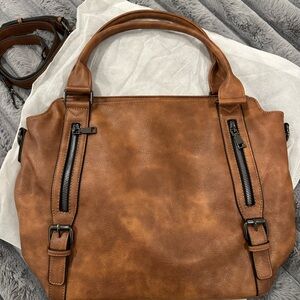 Elegant Tan Tote Purse